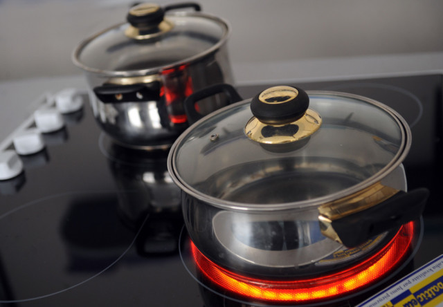 Будьте осторожны с горячей посудой