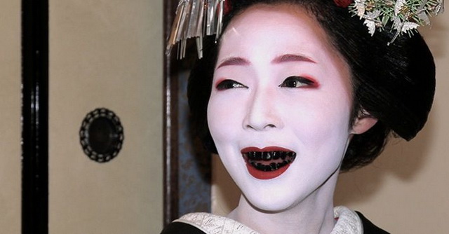 Охагуро - традиция красить зубы в Японии