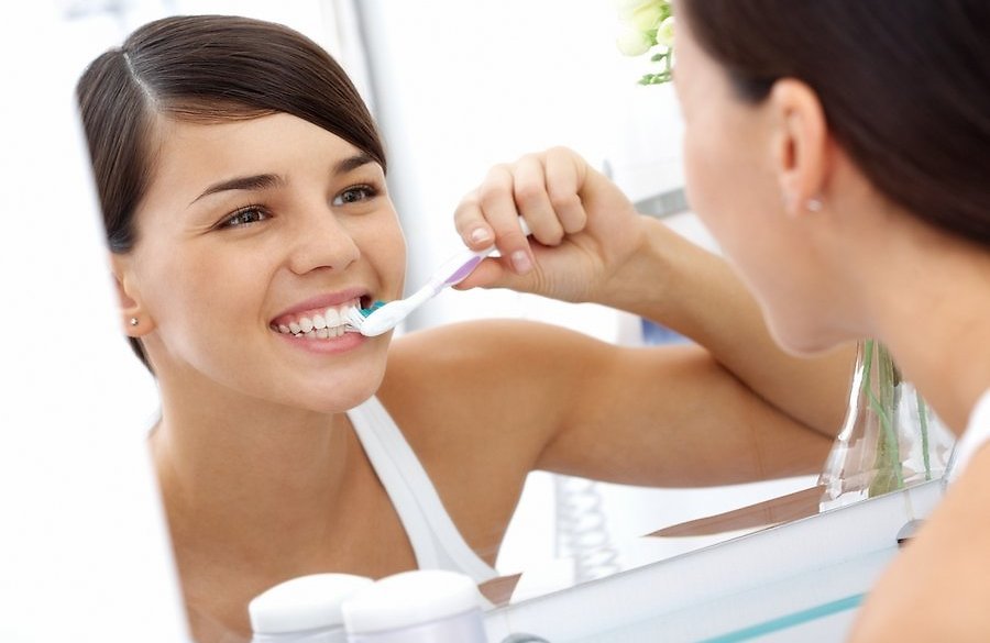 Когда немцы чистят зубы, они обязательно перекрывают кран с водой, чтобы лишняя вода не мотала счетчик