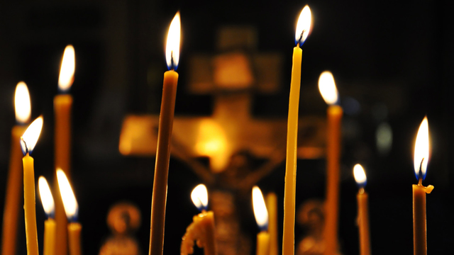 Свеча – это символ и образ молитвы.