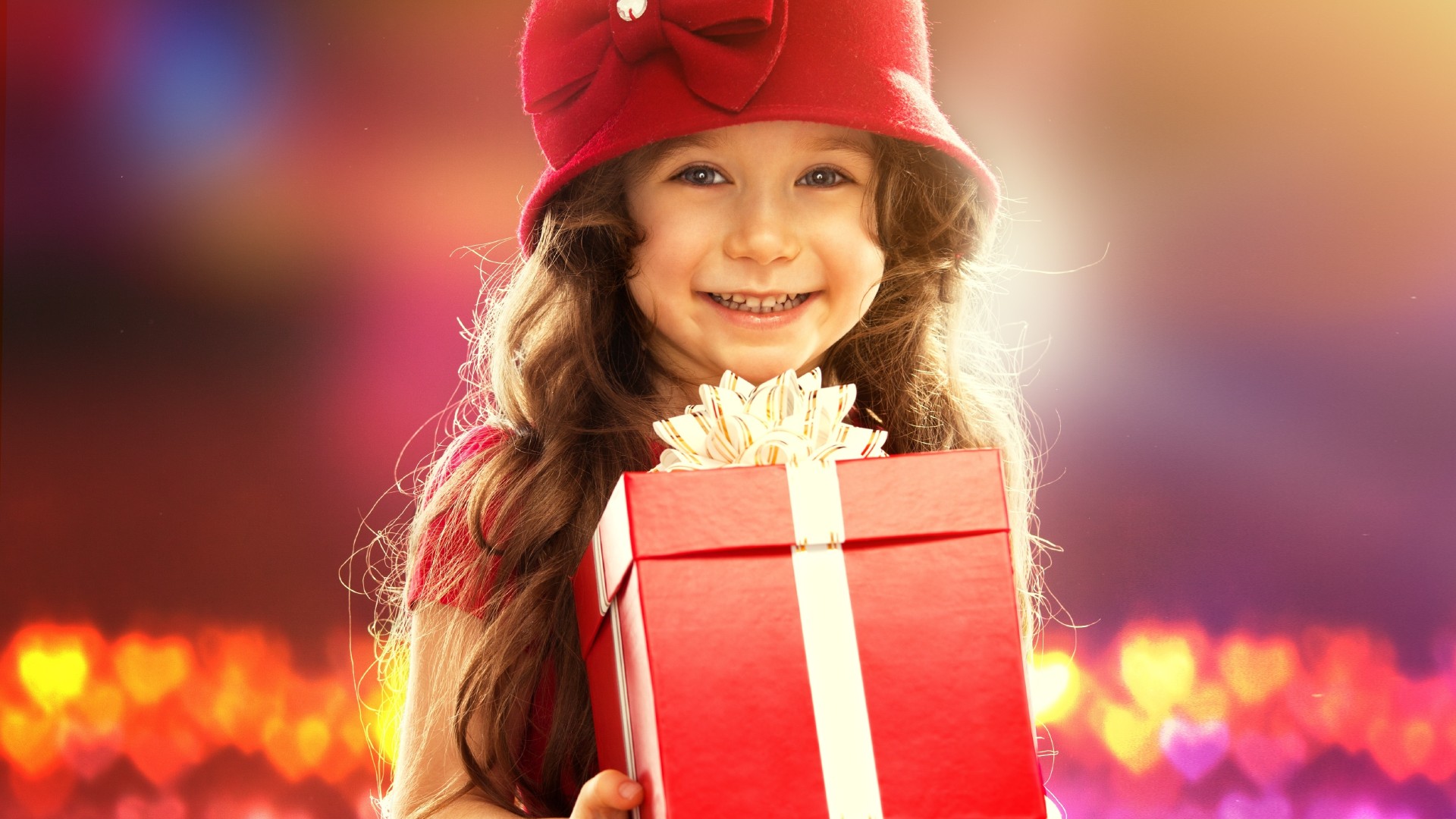 Все мы помним детство и как приятно было получать подарки.