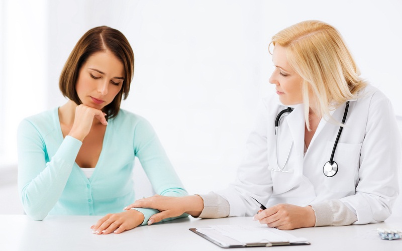 Не стоит бояться визитов к гинекологу, молодые специалисты обучены находить подход к любому пациенту