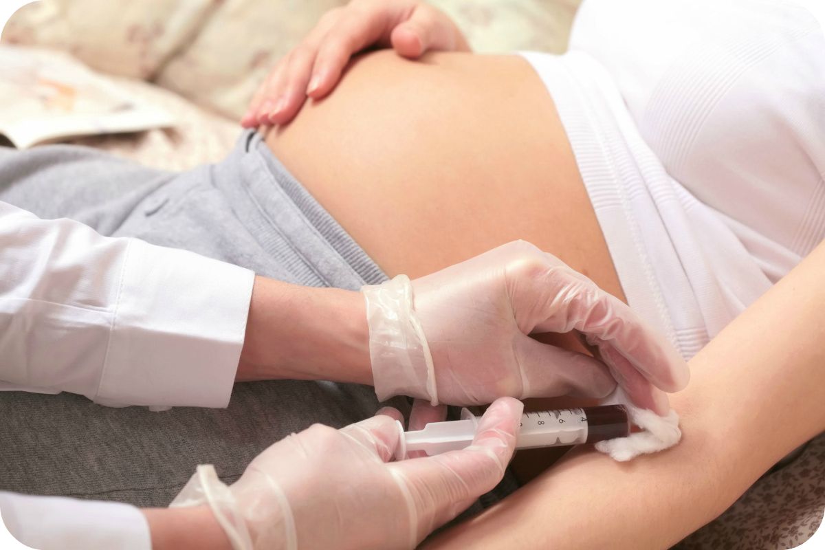 Сдача анализов во время беременности обязательна