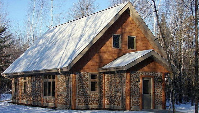 Дом из дров- экологично, тепло, красиво