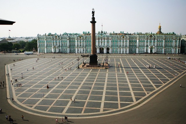 Эрмитаж - Дворцовая площадь
