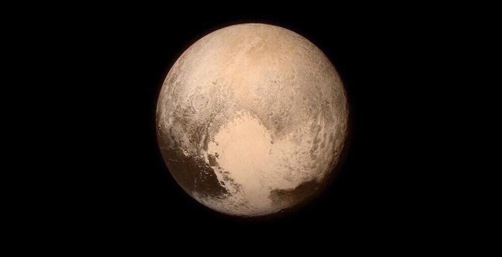 Последнее и самое качественное фото Плутона, сделанное 15 июля 2015