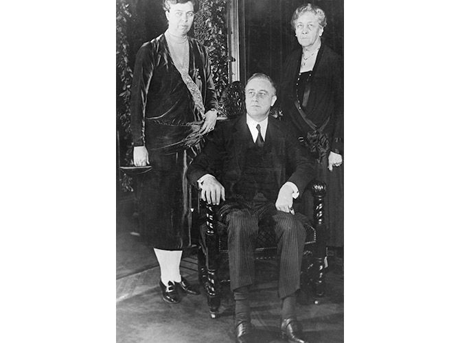 Рузвельт чувствовал, что его состояние ухудшилось, но, как и обычно, продолжал заниматься делами государства 