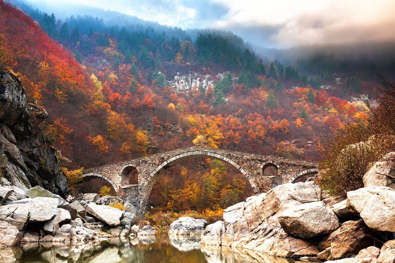 Природа Болгарии изумительна красива осенью