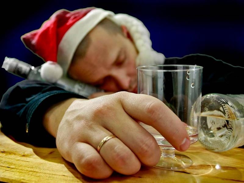 симптомы гипогликемии очень похожи на признаки алкогольного опьянения