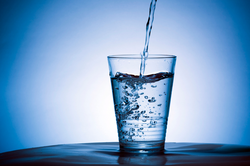 Вода - это жизнь! Пейте чистой воды не менее 2 литров в день
