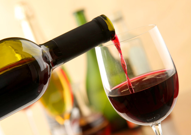 Красное вино подчеркнет утонченность блюда