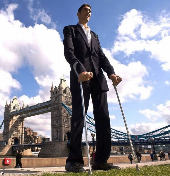 Султан Косен - самый высокий человек в мире