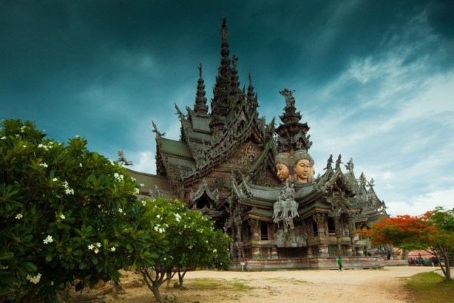 Храм Истины в таиландском Паттайе