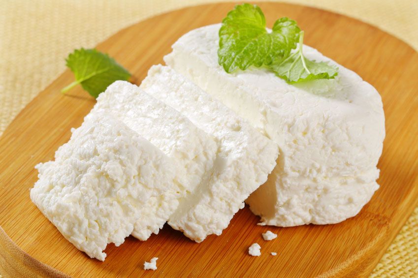 Сыром рикотта называется только формально, поскольку готовится она из молочной сыворотки