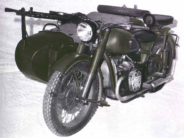 Первые модели Мотоцикла Урал были произведены в г. Ирбит . Модель M-72.
